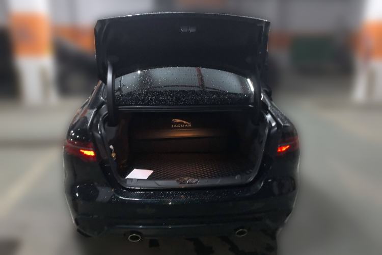 Used Jaguar XEL 2023 2.0T 250 PS R-DYNAMIC S Advanced Sport Edition Trunk