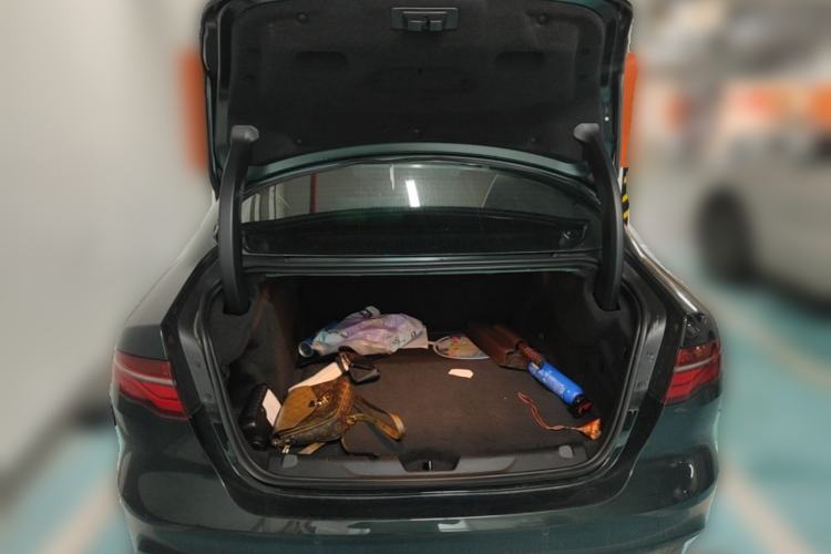 Used Jaguar XEL 2023 2.0T 250 PS R-DYNAMIC S Advanced Sport Edition Trunk