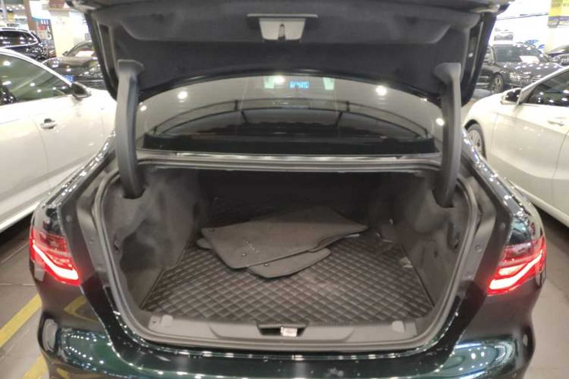 Used Jaguar XEL 2023 2.0T 250 PS R-DYNAMIC S Advanced Sport Edition Trunk