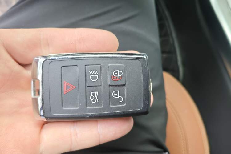 Used Jaguar XEL 2023 2.0T 250 PS R-DYNAMIC S Advanced Sport Edition Vehicle Key