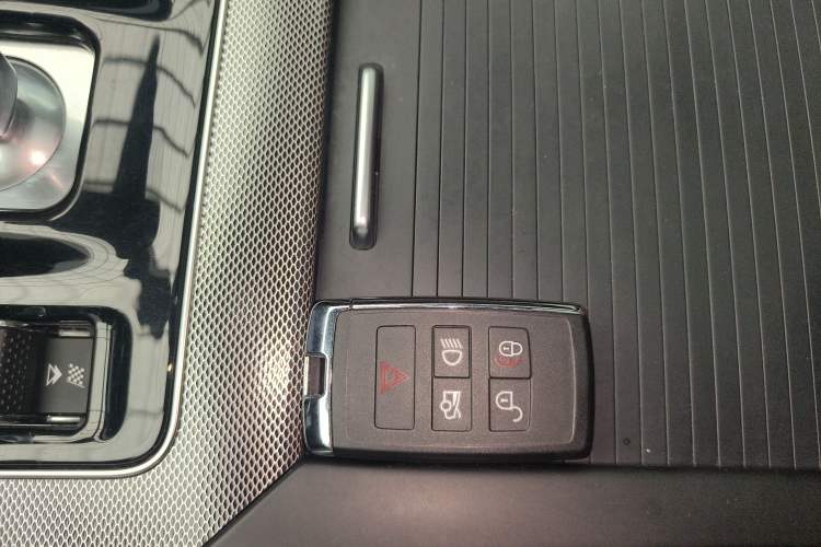 Used Jaguar XEL 2023 2.0T 250 PS R-DYNAMIC S Advanced Sport Edition Vehicle Key