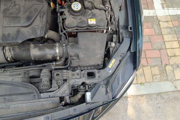 Used Jaguar XEL 2023 2.0T 250 PS R-DYNAMIC S Advanced Sport Edition Engine Bay Left
