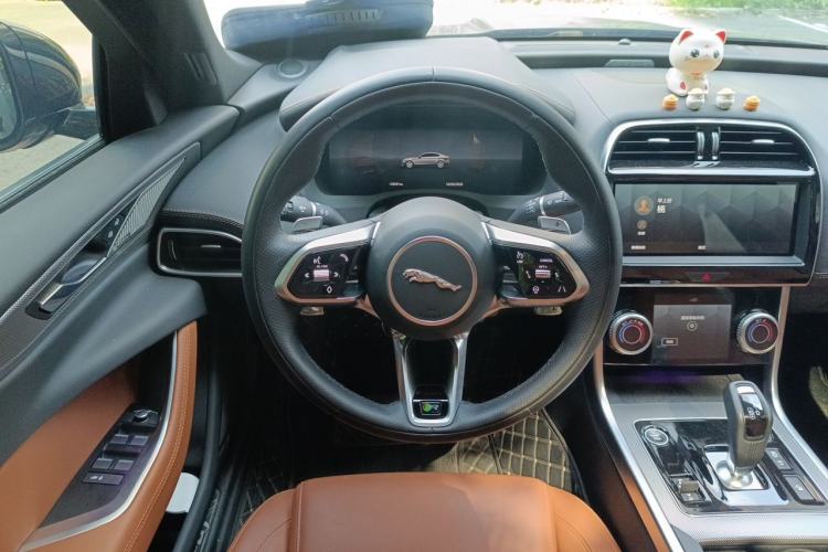 Used Jaguar XEL 2023 2.0T 250 PS R-DYNAMIC S Advanced Sport Edition Steering Wheel