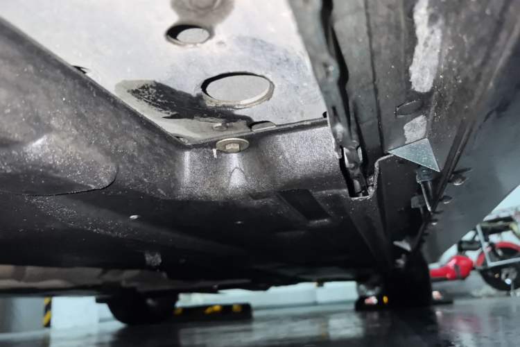 Used Jaguar XEL 2023 2.0T 250 PS R-DYNAMIC S Advanced Sport Edition Chassis Front Left