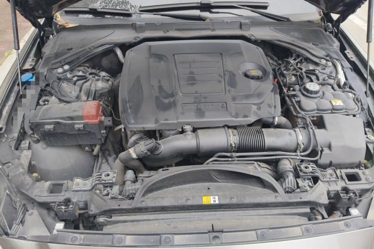 Used Jaguar XEL 2023 2.0T 250 PS R-DYNAMIC S Advanced Sport Edition Engine Bay