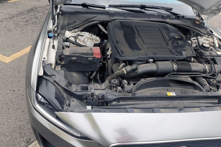 Used Jaguar XEL 2023 2.0T 250 PS R-DYNAMIC S Advanced Sport Edition Engine Bay Right