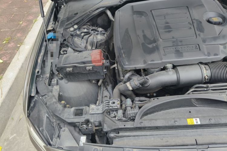 Used Jaguar XEL 2023 2.0T 250 PS R-DYNAMIC S Advanced Sport Edition Engine Bay Right
