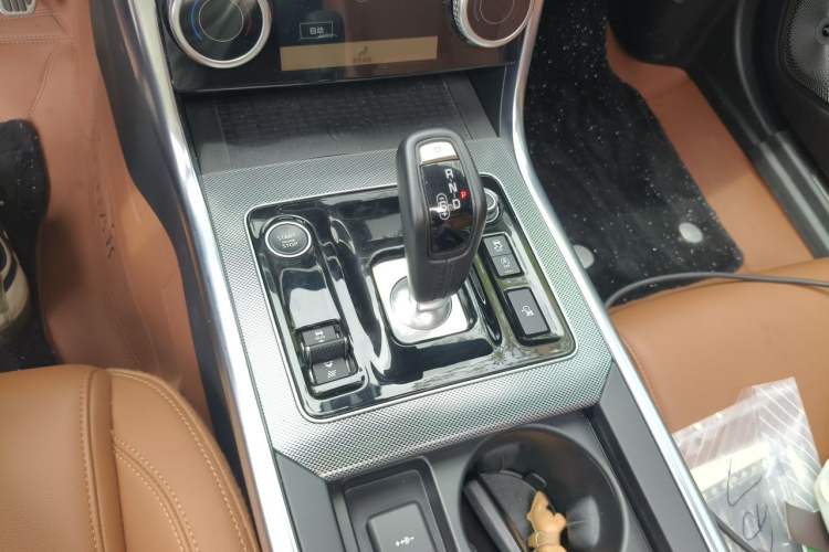 Used Jaguar XEL 2023 2.0T 250 PS R-DYNAMIC S Advanced Sport Edition Gear Lever