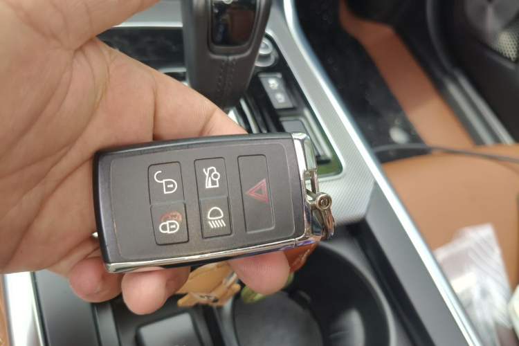 Used Jaguar XEL 2023 2.0T 250 PS R-DYNAMIC S Advanced Sport Edition Vehicle Key