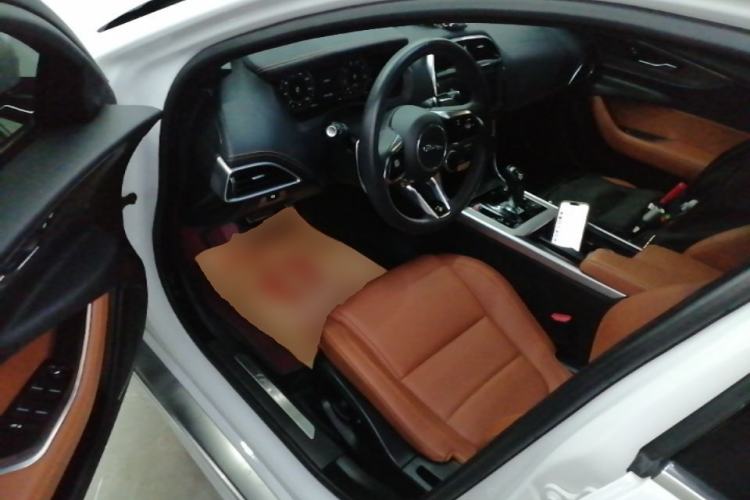 Used Jaguar XEL 2023 2.0T 250 PS R-DYNAMIC S Advanced Sport Edition Driver Seat