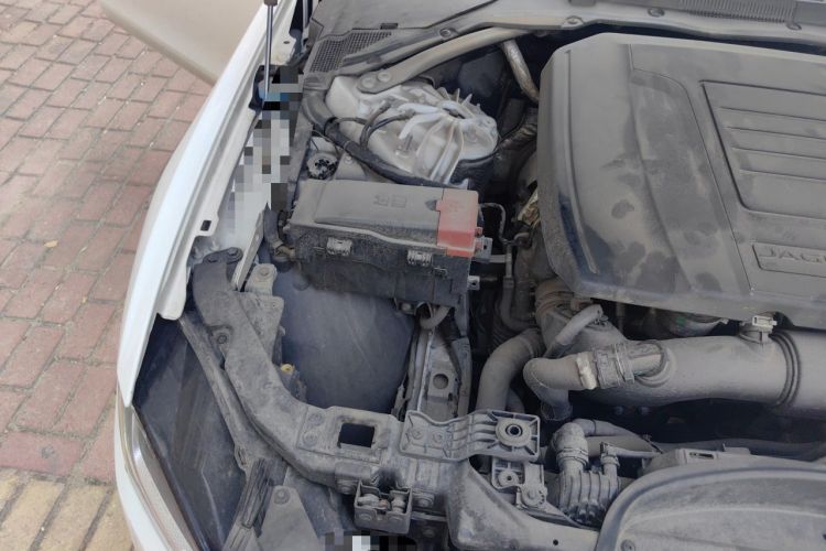 Used Jaguar XEL 2023 2.0T 250 PS R-DYNAMIC S Advanced Sport Edition Engine Bay Right
