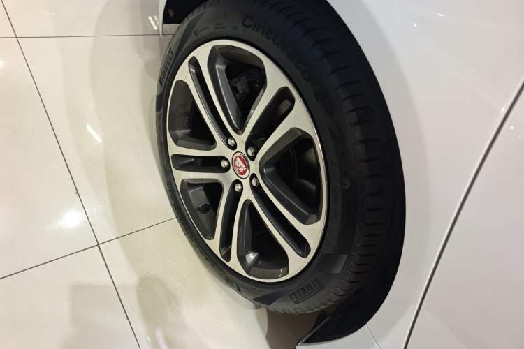 Used Jaguar XEL 2023 2.0T 250 PS R-DYNAMIC S Advanced Sport Edition Exterior 5