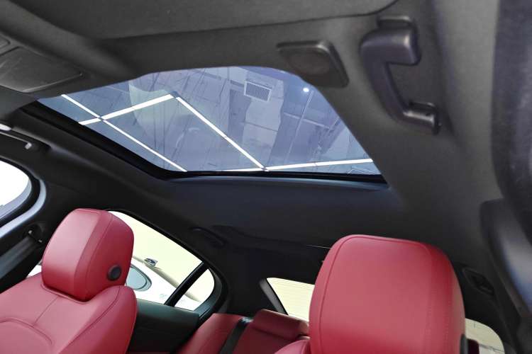 Used Jaguar XEL 2023 2.0T 250 PS R-DYNAMIC S Advanced Sport Edition Headliner