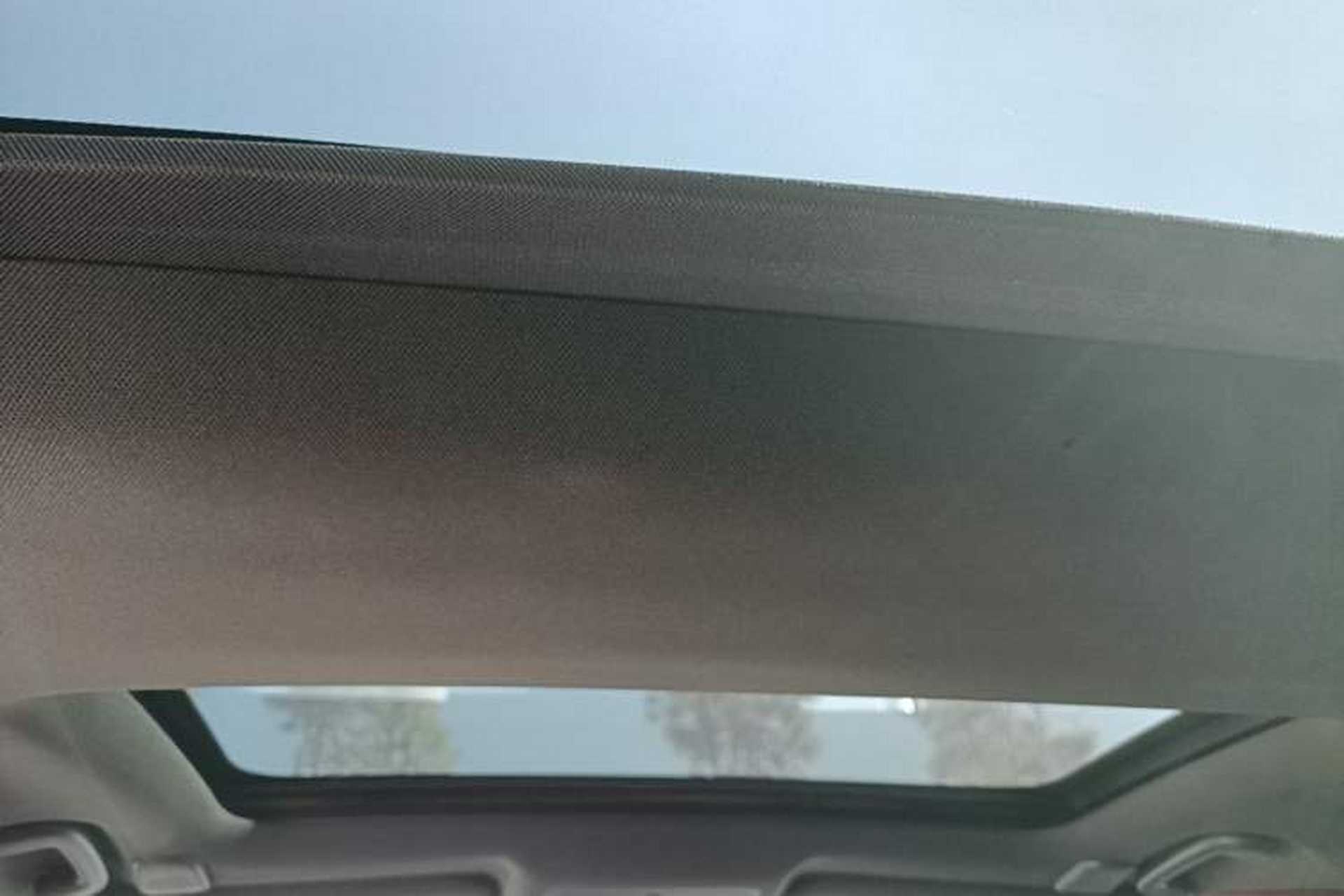 Used Jaguar XEL 2023 2.0T 250 PS R-DYNAMIC S Advanced Sport Edition Headliner