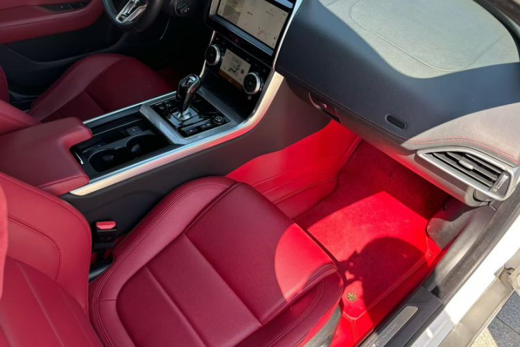 Used Jaguar XEL 2023 2.0T 250 PS R-DYNAMIC S Advanced Sport Edition Interior 3