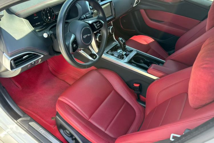 Used Jaguar XEL 2023 2.0T 250 PS R-DYNAMIC S Advanced Sport Edition Interior 4
