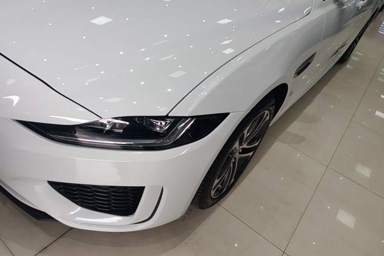 Used Jaguar XEL 2023 2.0T 250 PS R-DYNAMIC S Advanced Sport Edition Left Front Headlight