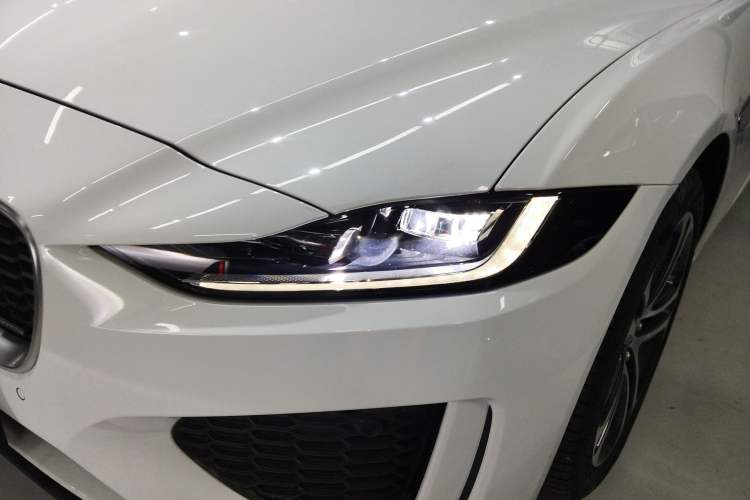 Used Jaguar XEL 2023 2.0T 250 PS R-DYNAMIC S Advanced Sport Edition Left Front Headlight