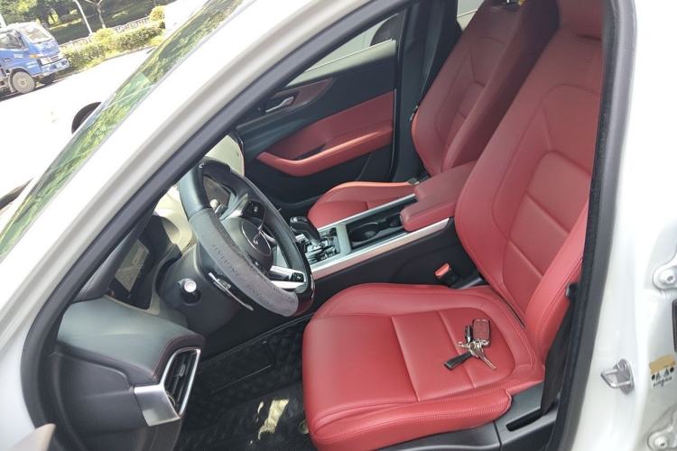 Used Jaguar XEL 2023 2.0T 250 PS R-DYNAMIC S Advanced Sport Edition Left Front Seat