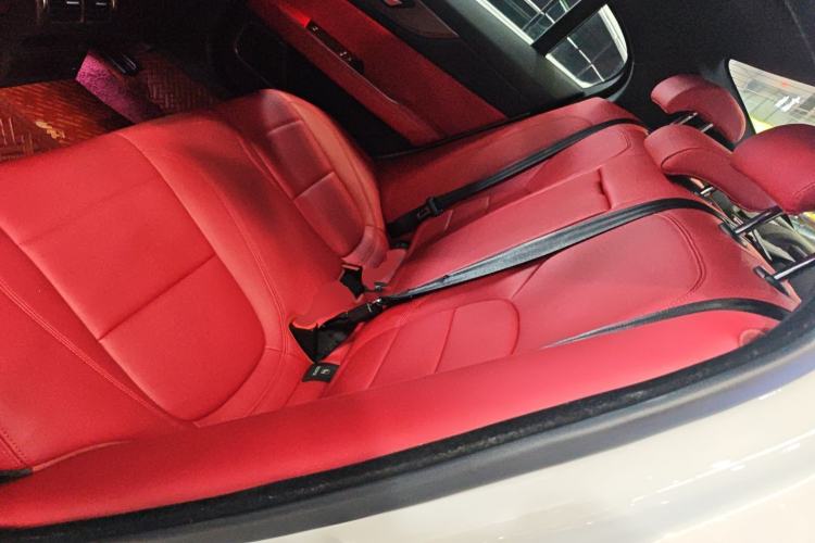 Used Jaguar XEL 2023 2.0T 250 PS R-DYNAMIC S Advanced Sport Edition Left Rear Seat