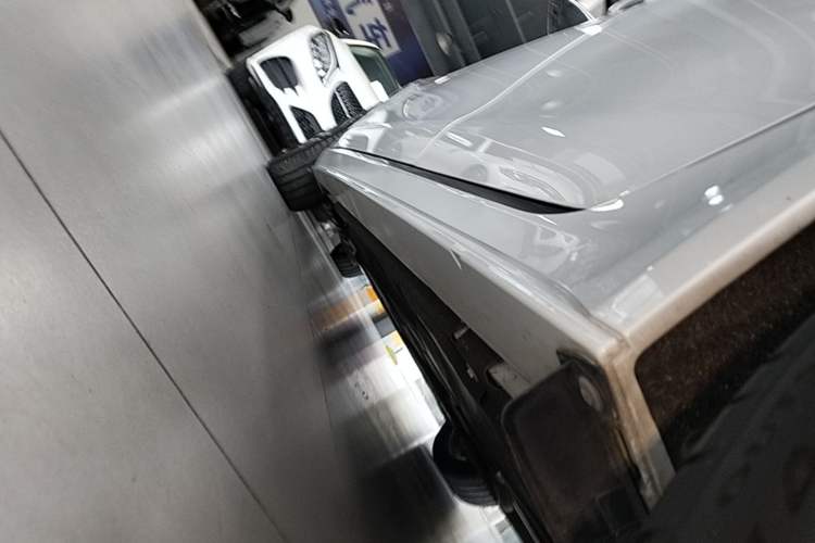 Used Jaguar XEL 2023 2.0T 250 PS R-DYNAMIC S Advanced Sport Edition Left Side Sill