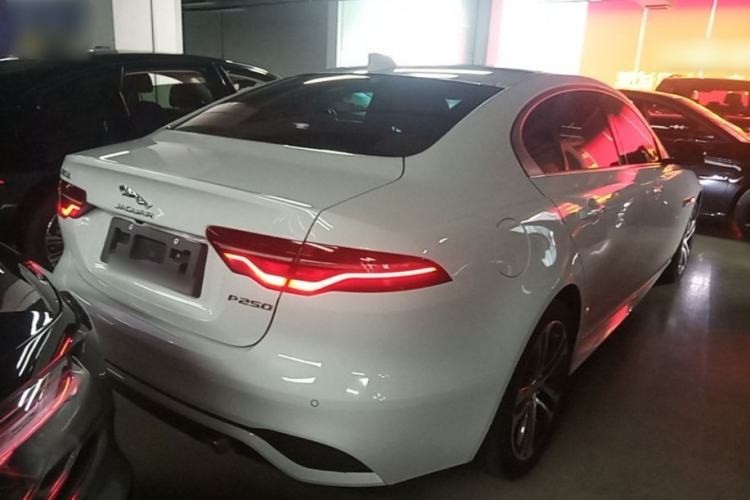 Used Jaguar XEL 2023 2.0T 250 PS R-DYNAMIC S Advanced Sport Edition Rear Right 45 Deg
