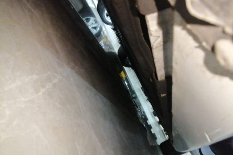 Used Jaguar XEL 2023 2.0T 250 PS R-DYNAMIC S Advanced Sport Edition Right Side Sill