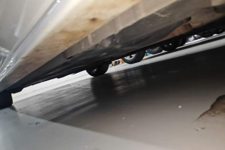 Used Jaguar XEL 2023 2.0T 250 PS R-DYNAMIC S Advanced Sport Edition Right Side Sill