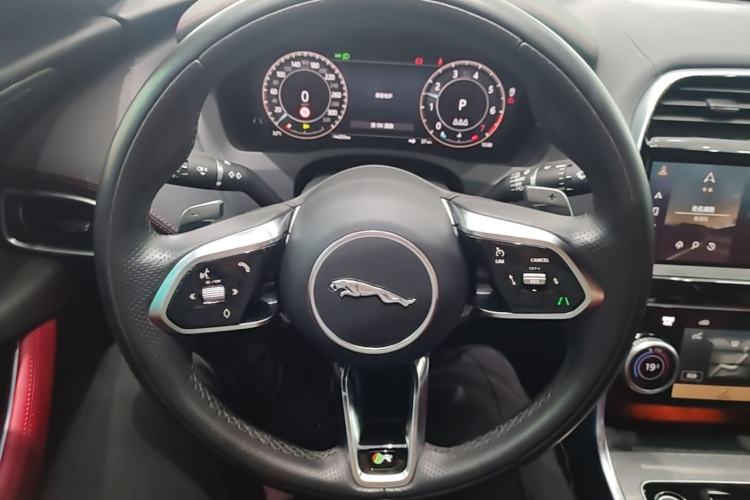 Used Jaguar XEL 2023 2.0T 250 PS R-DYNAMIC S Advanced Sport Edition Steering Wheel