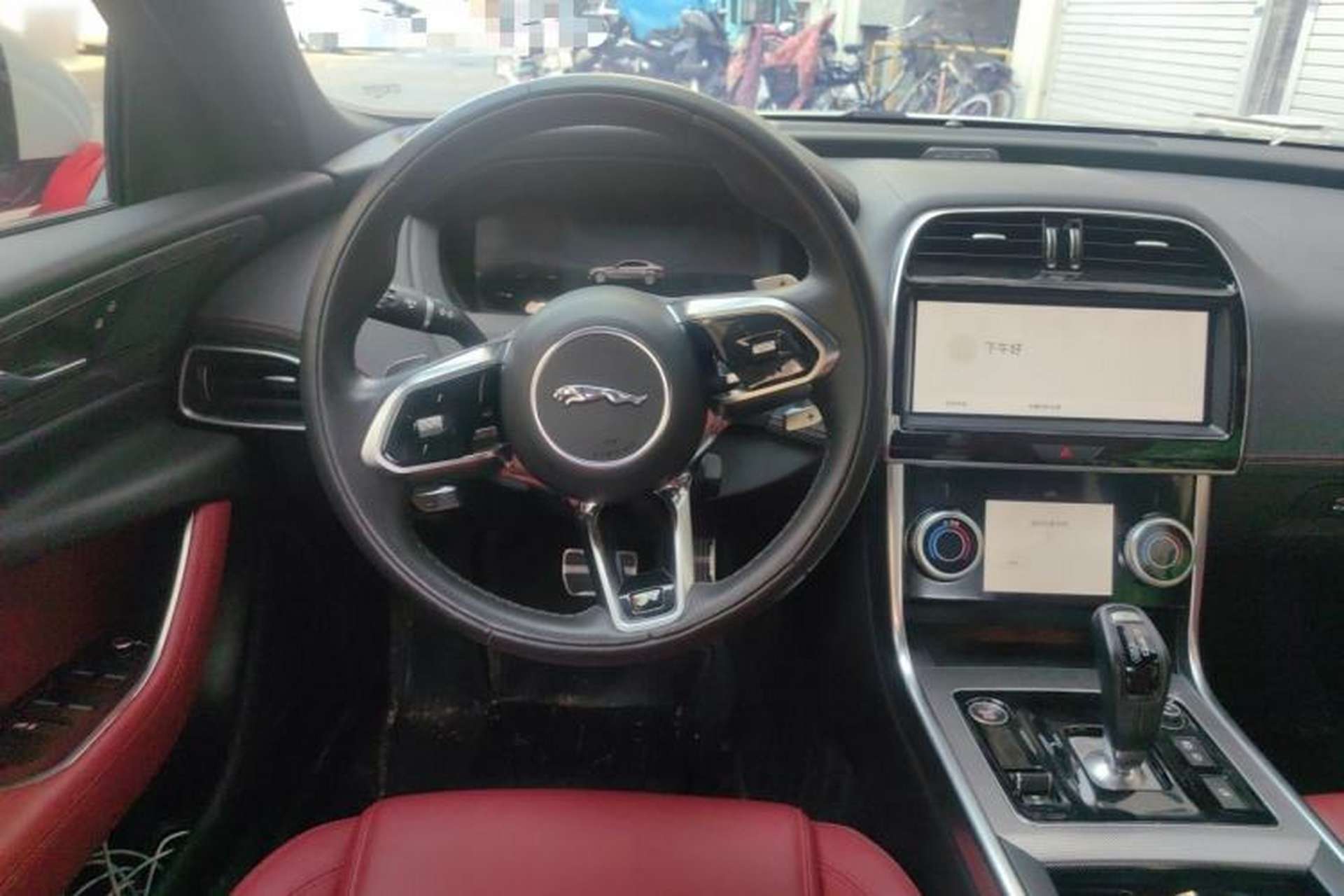 Used Jaguar XEL 2023 2.0T 250 PS R-DYNAMIC S Advanced Sport Edition Steering Wheel