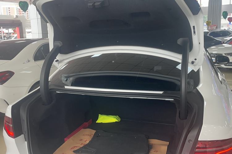 Used Jaguar XEL 2023 2.0T 250 PS R-DYNAMIC S Advanced Sport Edition Trunk