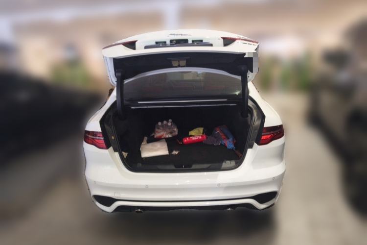 Used Jaguar XEL 2023 2.0T 250 PS R-DYNAMIC S Advanced Sport Edition Trunk