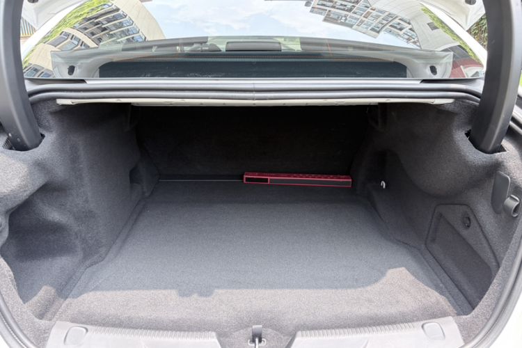 Used Jaguar XEL 2023 2.0T 250 PS R-DYNAMIC S Advanced Sport Edition Trunk