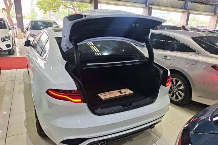 Used Jaguar XEL 2023 2.0T 250 PS R-DYNAMIC S Advanced Sport Edition Trunk