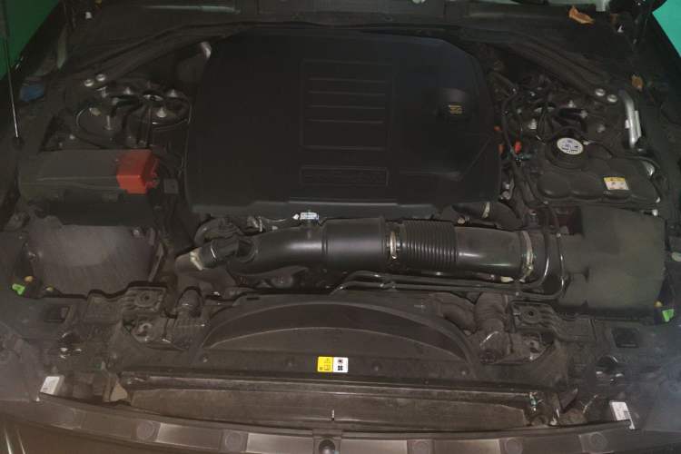 Used Jaguar XEL 2024 2.0T 250 PS R-DYNAMIC S Advanced Sport Edition Engine Bay