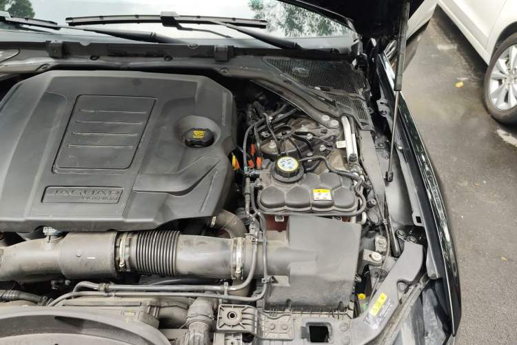 Used Jaguar XEL 2024 2.0T 250 PS R-DYNAMIC S Advanced Sport Edition Engine Bay Left