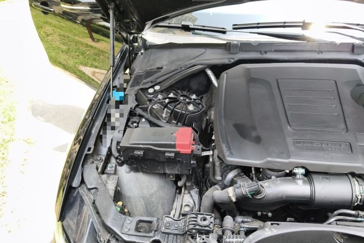 Used Jaguar XEL 2024 2.0T 250 PS R-DYNAMIC S Advanced Sport Edition Engine Bay Right