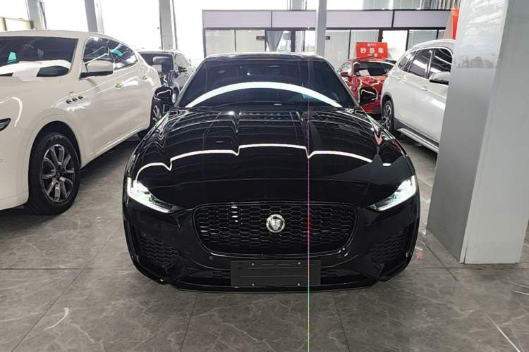 Used Jaguar XEL 2024 2.0T 250 PS R-DYNAMIC S Ebony Black Sport Edition Front