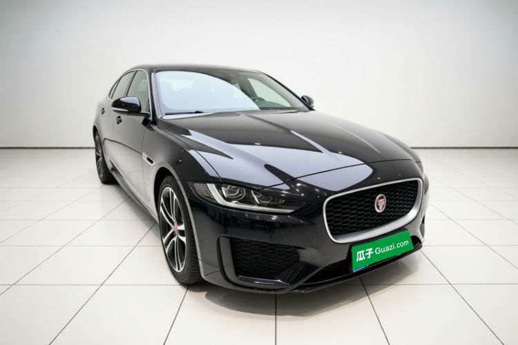 Used Jaguar XEL 2024 2.0T 250 PS R-DYNAMIC S Advanced Sport Edition Front Right 45 Deg