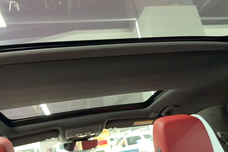 Used Jaguar XEL 2024 2.0T 250 PS R-DYNAMIC S Advanced Sport Edition Headliner