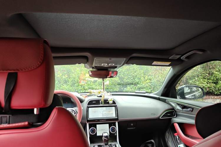 Used Jaguar XEL 2024 2.0T 250 PS R-DYNAMIC S Advanced Sport Edition Headliner