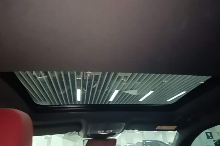 Used Jaguar XEL 2024 2.0T 250 PS R-DYNAMIC S Advanced Sport Edition Headliner
