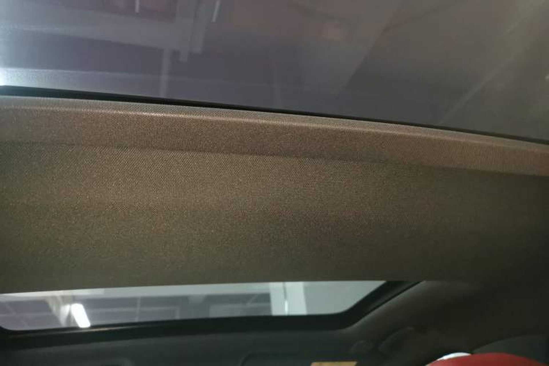 Used Jaguar XEL 2024 2.0T 250 PS R-DYNAMIC S Advanced Sport Edition Headliner
