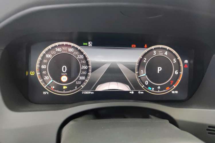 Used Jaguar XEL 2024 2.0T 250 PS R-DYNAMIC S Advanced Sport Edition Instrument Cluster