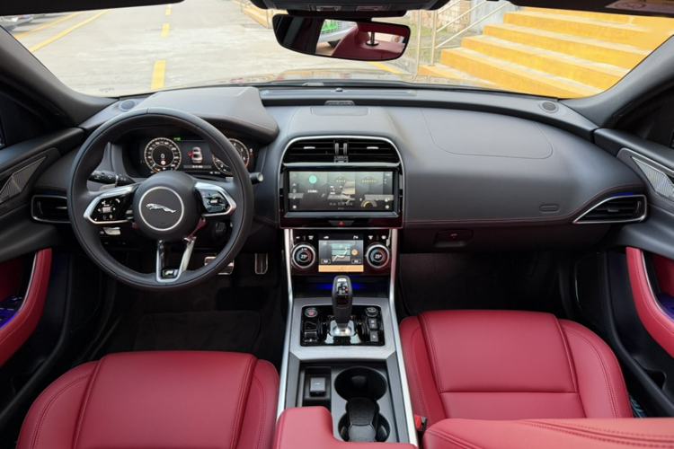 Used Jaguar XEL 2024 2.0T 250 PS R-DYNAMIC S Advanced Sport Edition Interior 1