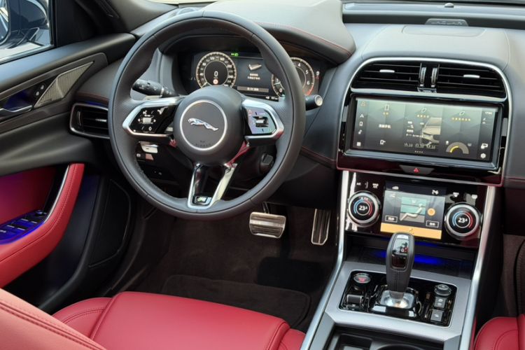 Used Jaguar XEL 2024 2.0T 250 PS R-DYNAMIC S Advanced Sport Edition Interior 3