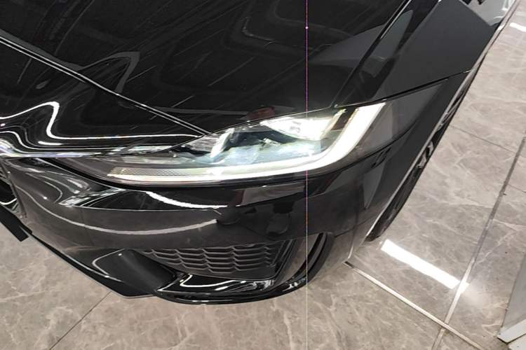 Used Jaguar XEL 2024 2.0T 250 PS R-DYNAMIC S Ebony Black Sport Edition Left Front Headlight