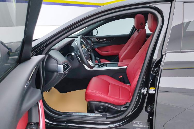 Used Jaguar XEL 2024 2.0T 250 PS R-DYNAMIC S Ebony Black Sport Edition Left Front Seat