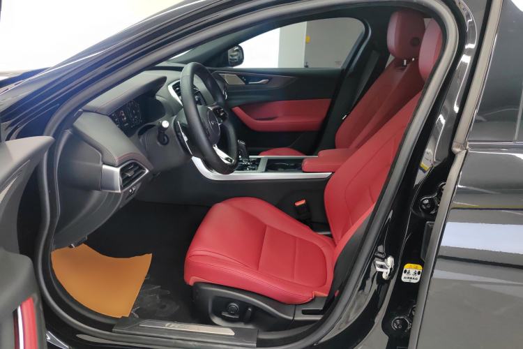 Used Jaguar XEL 2024 2.0T 250 PS R-DYNAMIC S Advanced Sport Edition Left Front Seat