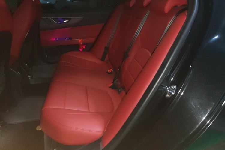 Used Jaguar XEL 2024 2.0T 250 PS R-DYNAMIC S Advanced Sport Edition Left Rear Seat